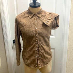 Vintage top 100% cotton women’s size medium western/ boho long sleeve button up
